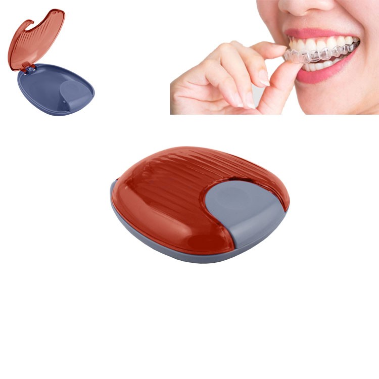 Pudełka na retainery Invisalign pomarańczowe