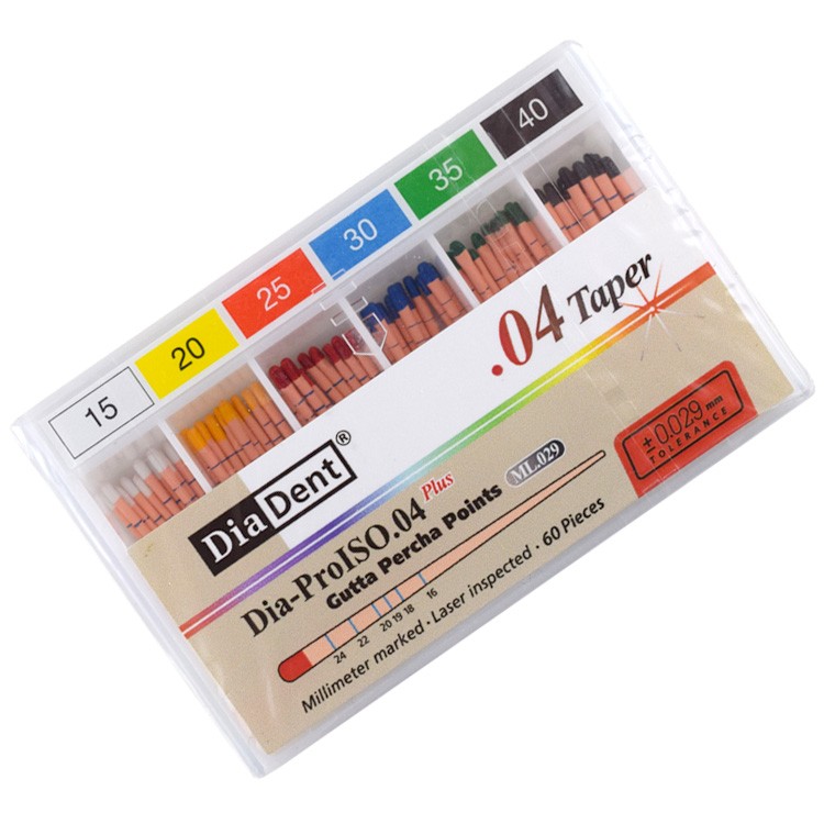 Ćwieki gutaperkowe kalibrowane o odchodzeniu .04 nr. 15 (60 szt.)